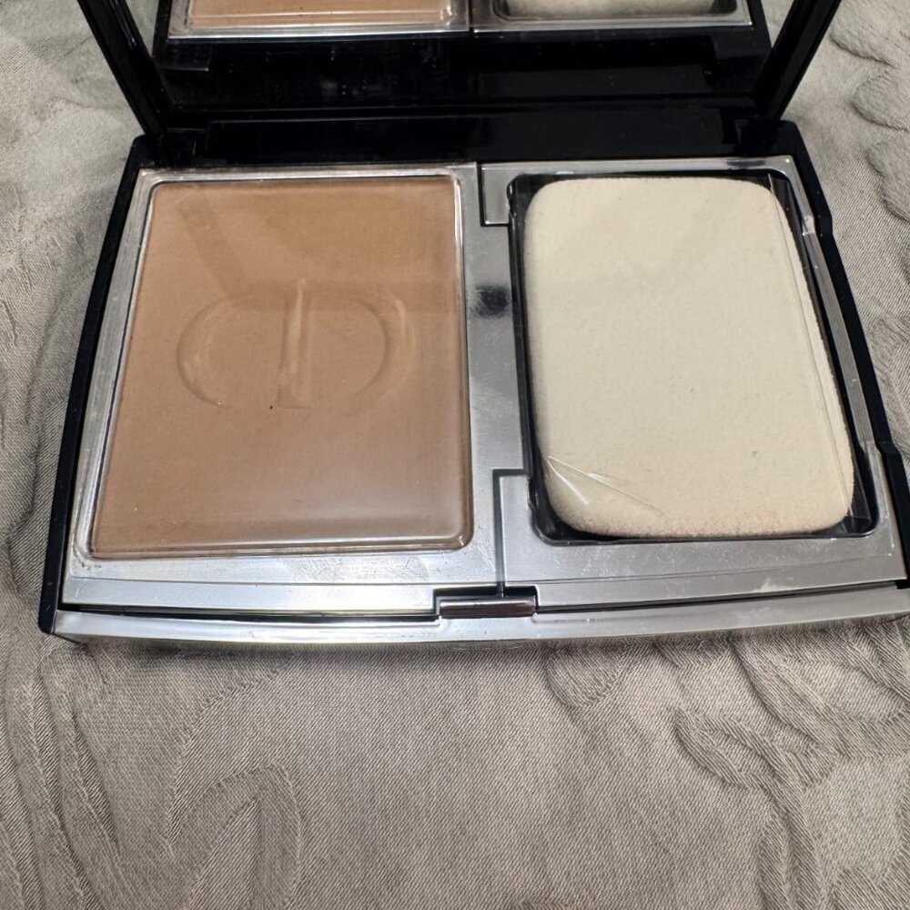 Dior Forever Natural Velvet - 4N Neutral by Christian Dior for Women - 0.35 oz F - Picture 2 of 3